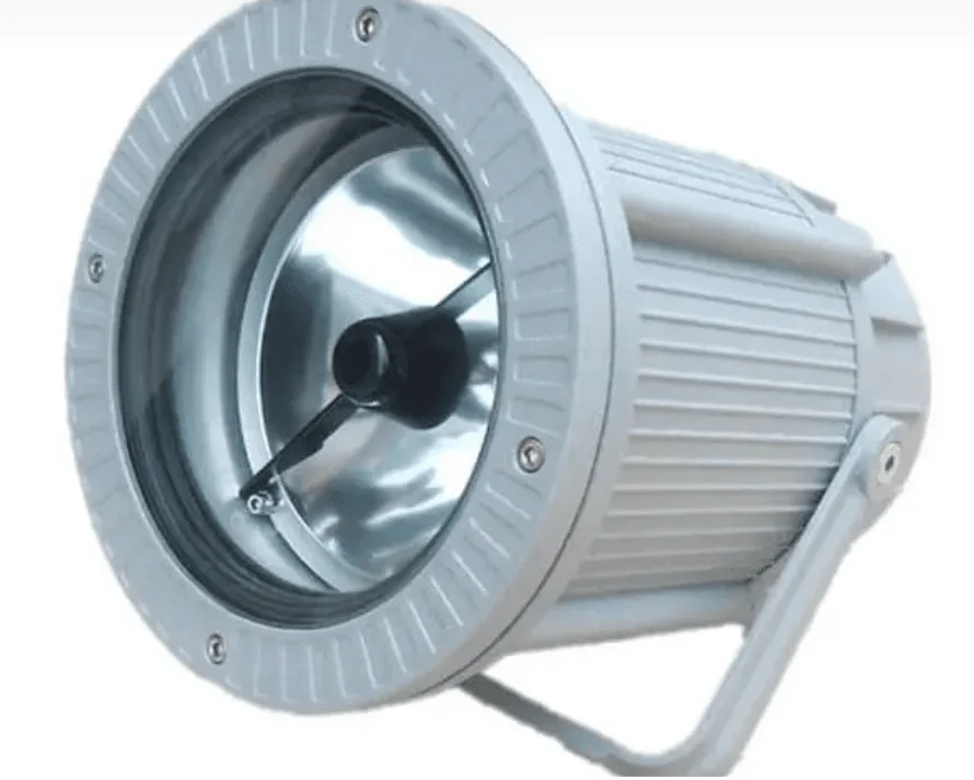 Lampu dengan kekisi kawalan silau
